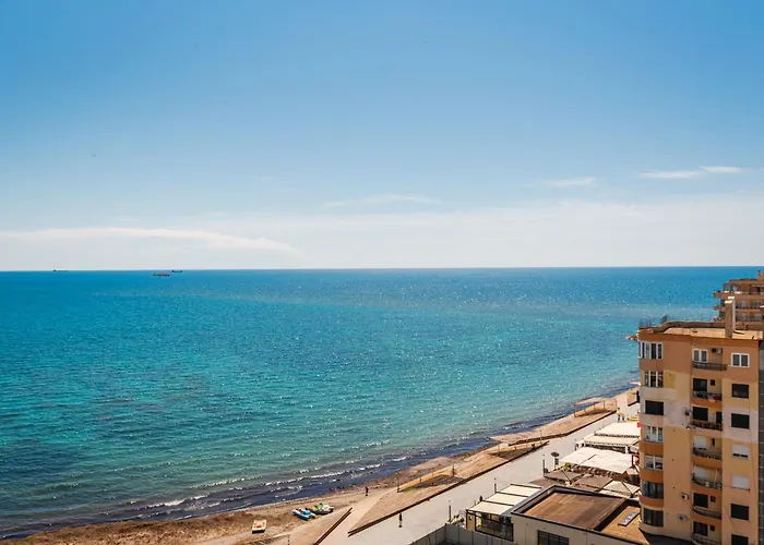 Beachfront Apartment *