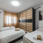 Beachfront * Durrës