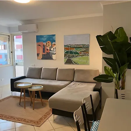 Beachfront Apartman *