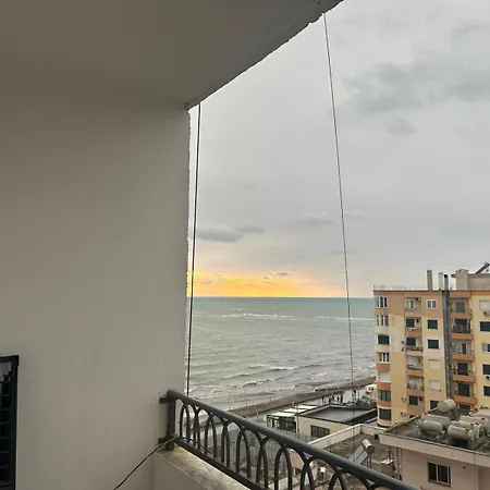 Beachfront Apartman